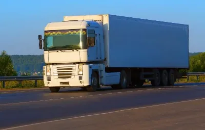 Antalya ile Uşak Arası Öğrenci Eşyası Taşıma